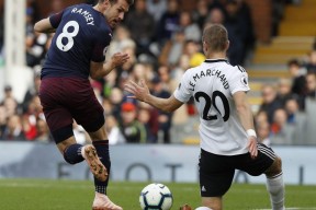 华体会官网-关于尤文战平阿森纳，阿扎尔扑点救主法甲的信息