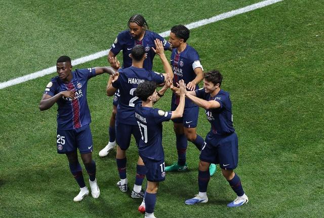 华体会hth-巴黎圣日耳曼险胜里昂，C罗乌龙送礼英超的简单介绍  第1张